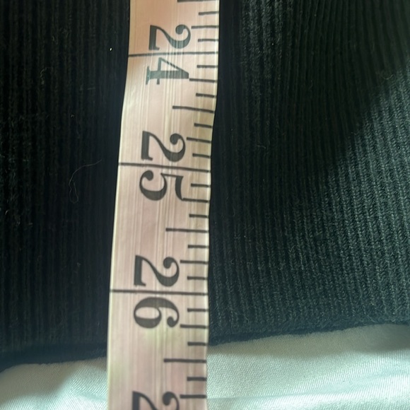 Gap Women’s Black and Purple Argyle Sweater Vest size medium - Picture 9 of 10